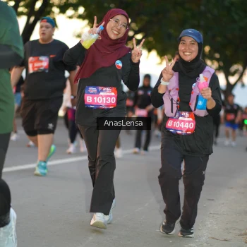 Runner Photo 3749975