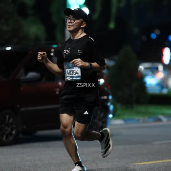 Runner Photo 3749986