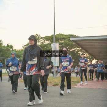 Runner Photo 3750021