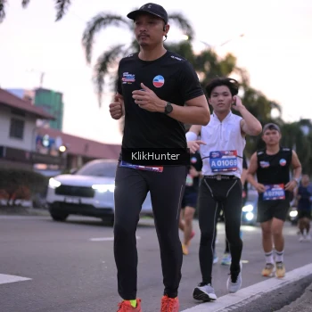 Runner Photo 3750025