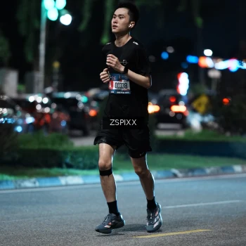 Runner Photo 3750029