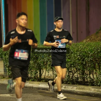 Runner Photo 3750085