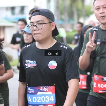 Runner Photo 3750117