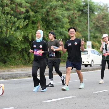Runner Photo 3750120