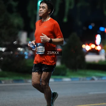 Runner Photo 3750135