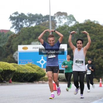Runner Photo 3750141