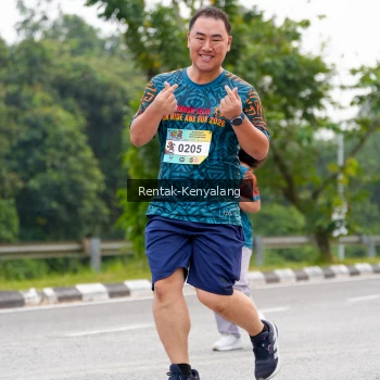Runner Photo 3750181