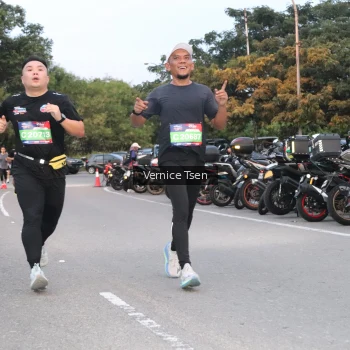 Runner Photo 3750203
