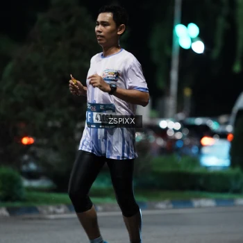 Runner Photo 3750285