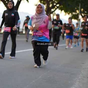 Runner Photo 3750303
