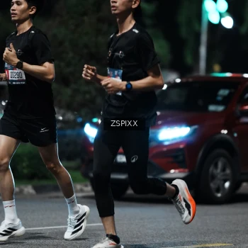 Runner Photo 3750312