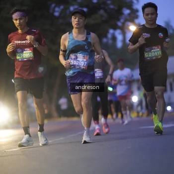 Runner Photo 3750313