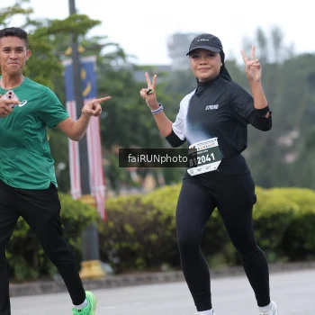 Runner Photo 3750314