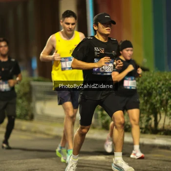 Runner Photo 3750345