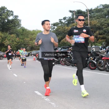 Runner Photo 3750449