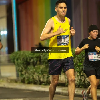 Runner Photo 3750450