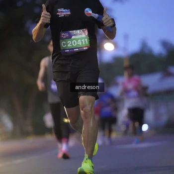 Runner Photo 3750453
