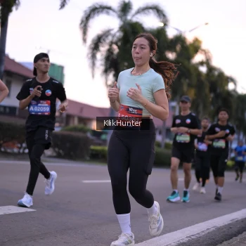 Runner Photo 3750455