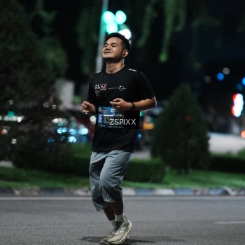 Runner Photo 3750480
