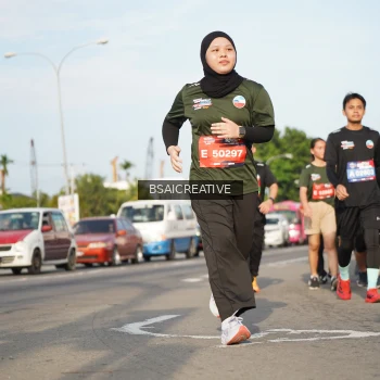 Runner Photo 3750509