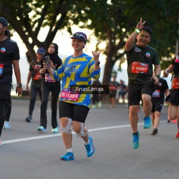 Runner Photo 3750516