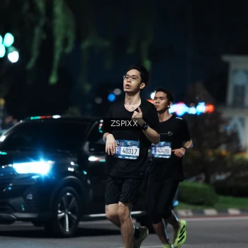 Runner Photo 3750518