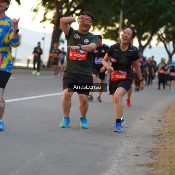 Runner Photo 3750536