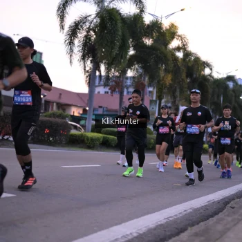 Runner Photo 3750549
