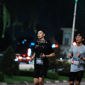 Runner Photo 3750571