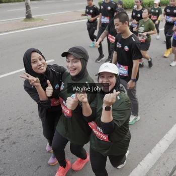 Runner Photo 3750590