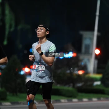 Runner Photo 3750598