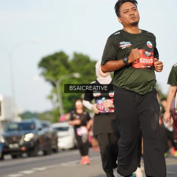 Runner Photo 3750603