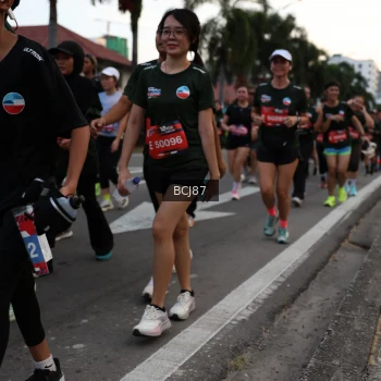 Runner Photo 3750616