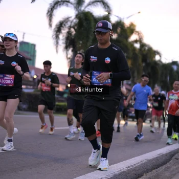 Runner Photo 3750699