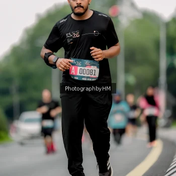 Runner Photo 3750701