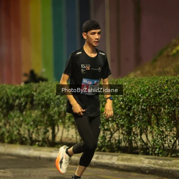 Runner Photo 3750707