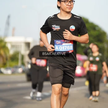 Runner Photo 3750715