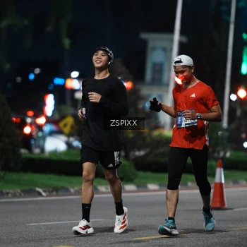 Runner Photo 3750717