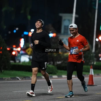 Runner Photo 3750723