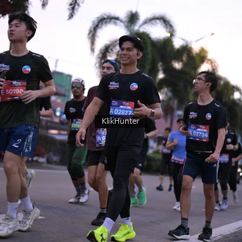Runner Photo 3750747