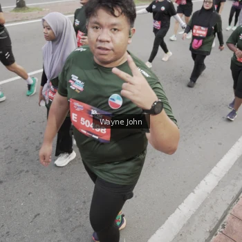 Runner Photo 3750755