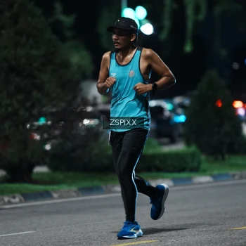 Runner Photo 3750781