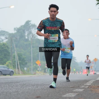 Runner Photo 3750789