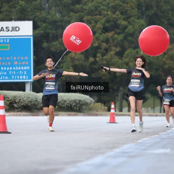 Runner Photo 3750800