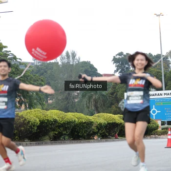 Runner Photo 3750817