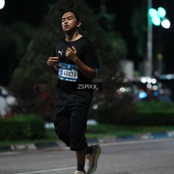 Runner Photo 3750828