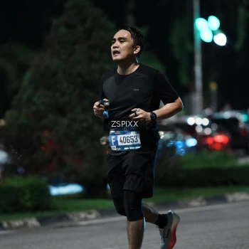 Runner Photo 3750905