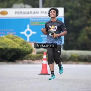 Runner Photo 3751001