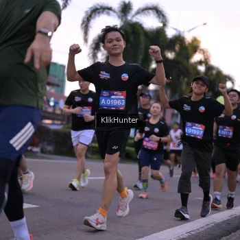Runner Photo 3751075