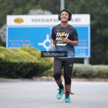 Runner Photo 3751111